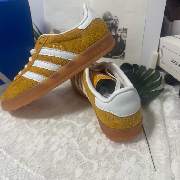 Adidas women's sneakers - Picture 7 of 8